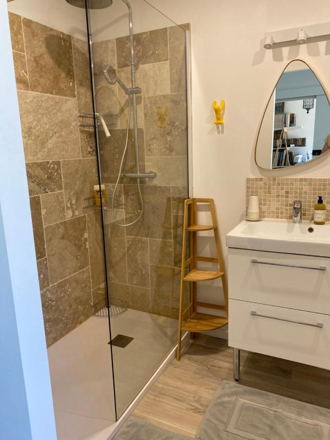 مبيت وإفطار LʼIsle-sur-la-Sorgue Cote Court المظهر الخارجي الصورة